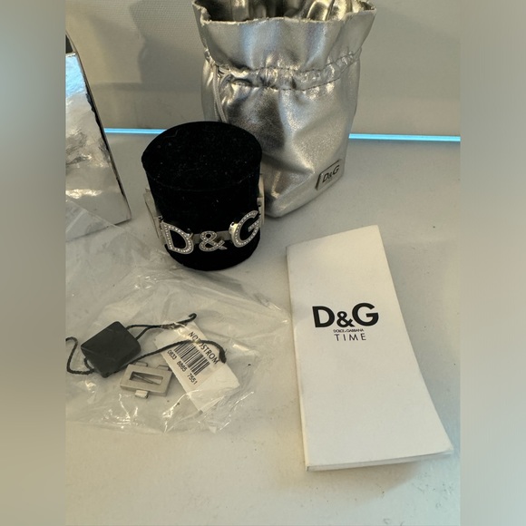 Dolce & Gabbana Watch - Picture 8 of 12